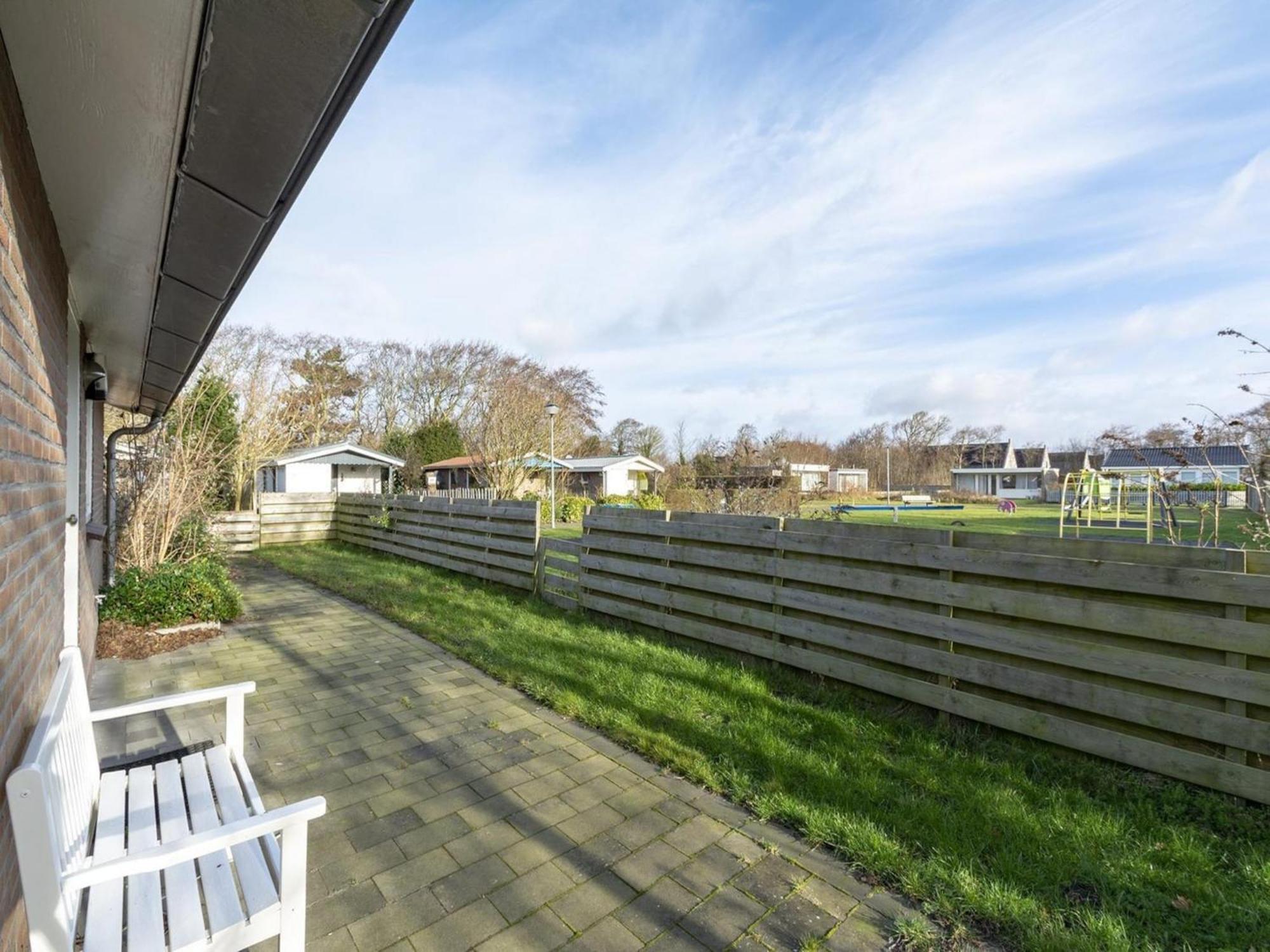 Holiday Home With Playground Callantsoog Exterior photo